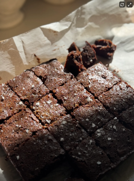 Gooey Date-Sweetened Chocolate Brownies